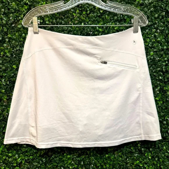 COO RUN WOMEN'S TENNIS/GOLF SKORT - Picture 2 of 14